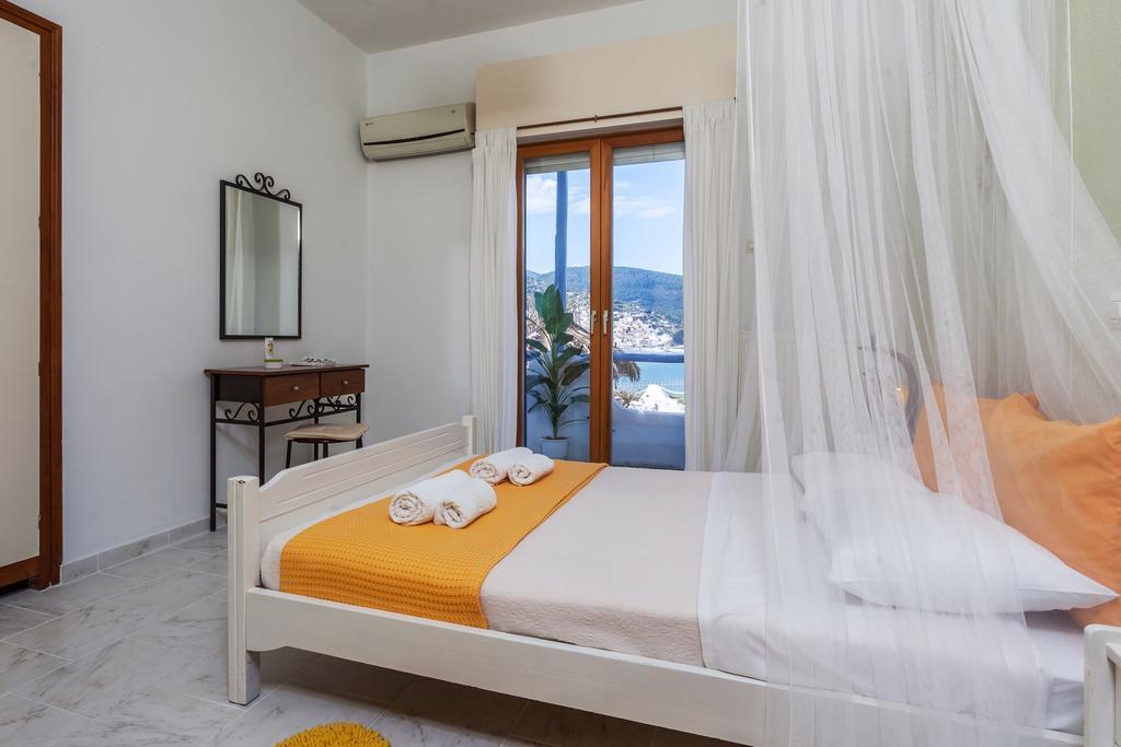 Karavos Sea View Apartments Skopelos Town Exterior photo